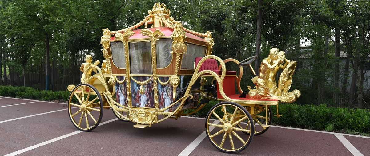 replica gold state coach horse carriage with electric power