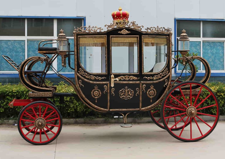 Luxury horse carriage for wedding